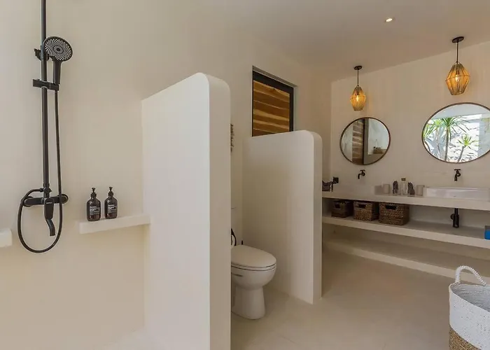 Alamanda Livia Design Spacious 2bdr And Private Pool Holiday home Seminyak (Bali)